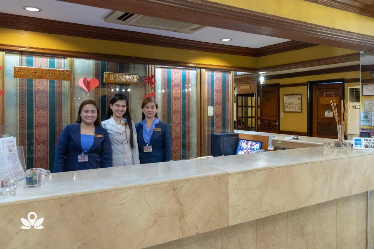 Zen Rooms Camelot Hotel Qc Кесон-Сити Экстерьер фото